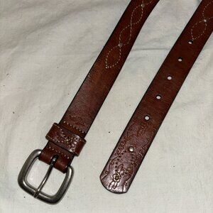 Dockers Brown Leather Belt with Stitching and Stud Accents - M